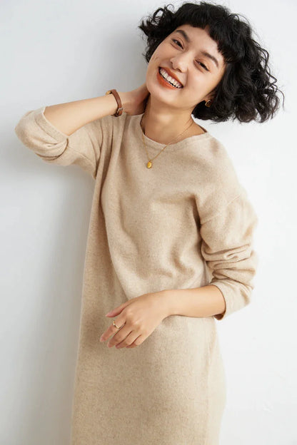 xakxx xakxx-New round neck knitted cashmere dress in autumn and winter with loose pullover and long split wool dress.