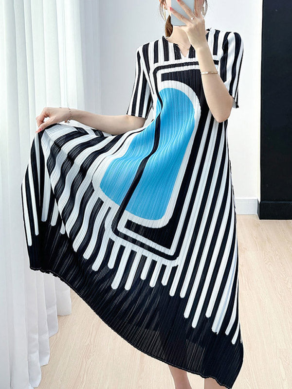 xakxx A-Line Loose Pleated Printed V-Neck Midi Dresses